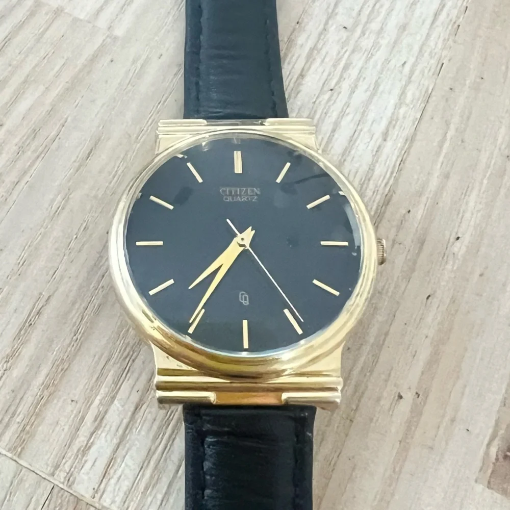 Citizen Quartz ladies black dial gold tone black leather dress watch NEW BATTERY
